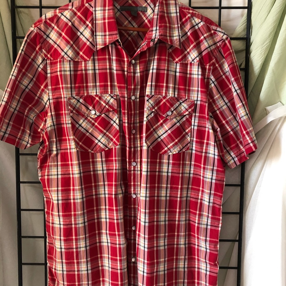 Old Navy Pearl Snap Button Down